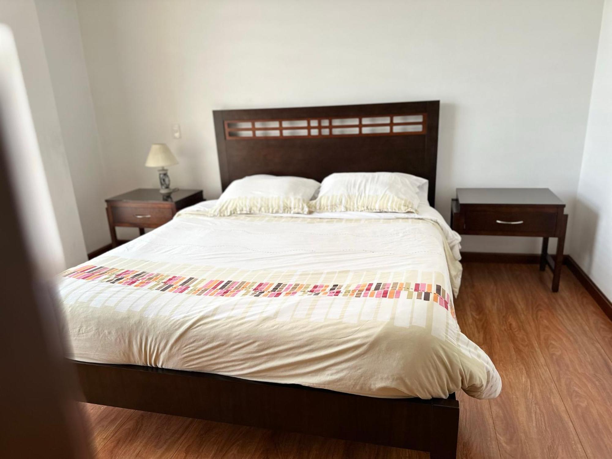 Instant Hotel - Departamento En Ambato Exterior photo