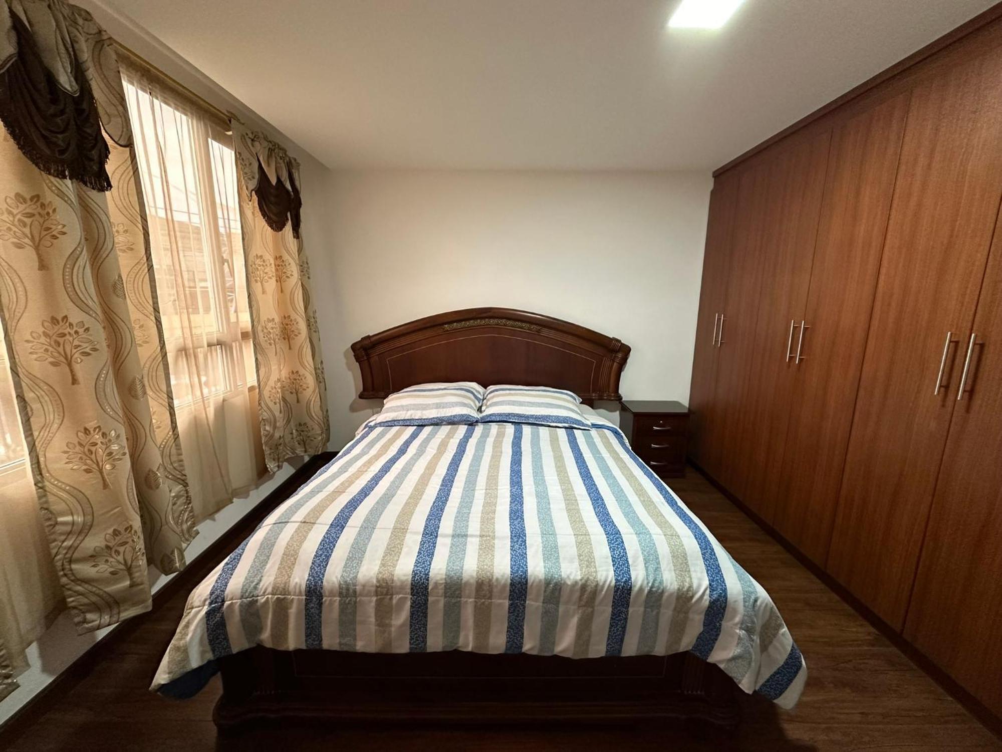 Instant Hotel - Departamento En Ambato Exterior photo